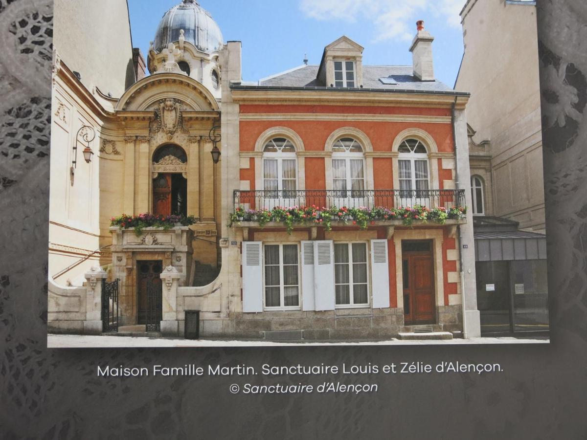 St Germain Bed & Breakfast Saint-Germain-du-Corbeis Bagian luar foto